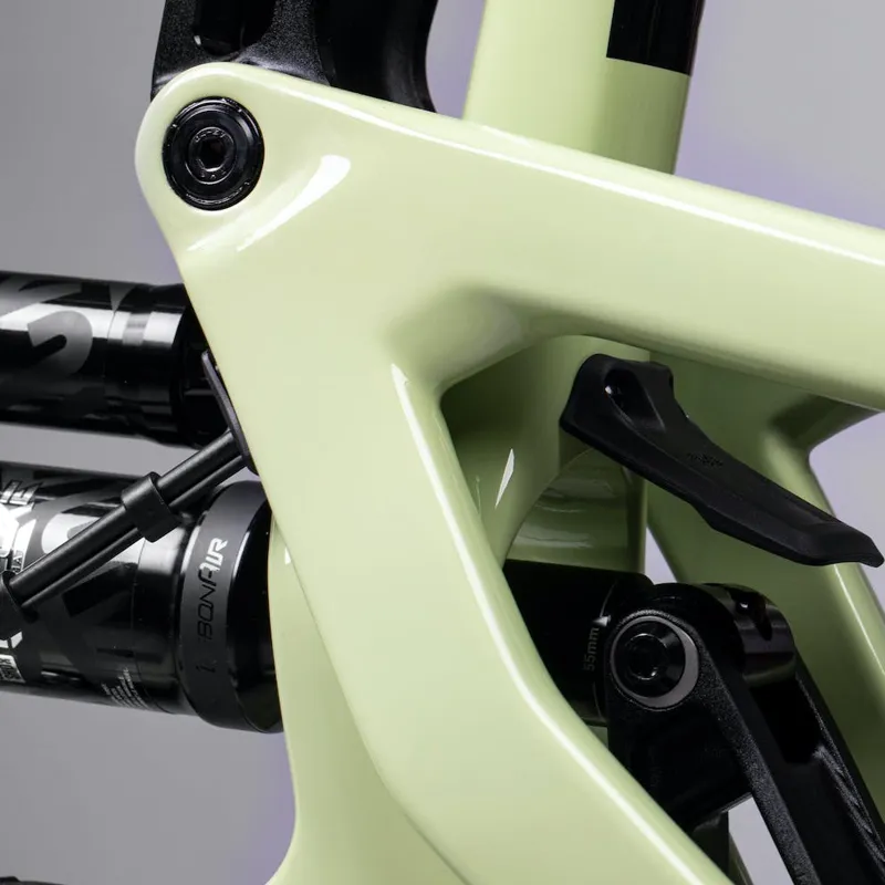 Santa Cruz Heckler C S Model Electric Bike - 29 Wheels - Gloss Green-2